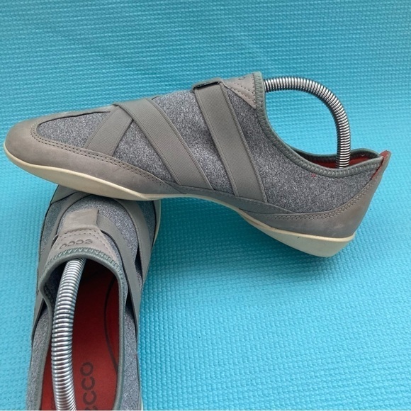 Womens Size 39 ECCO Grey Fabric Leather Elastic Slip On Shoes ( Us Size … - Picture 5 of 9